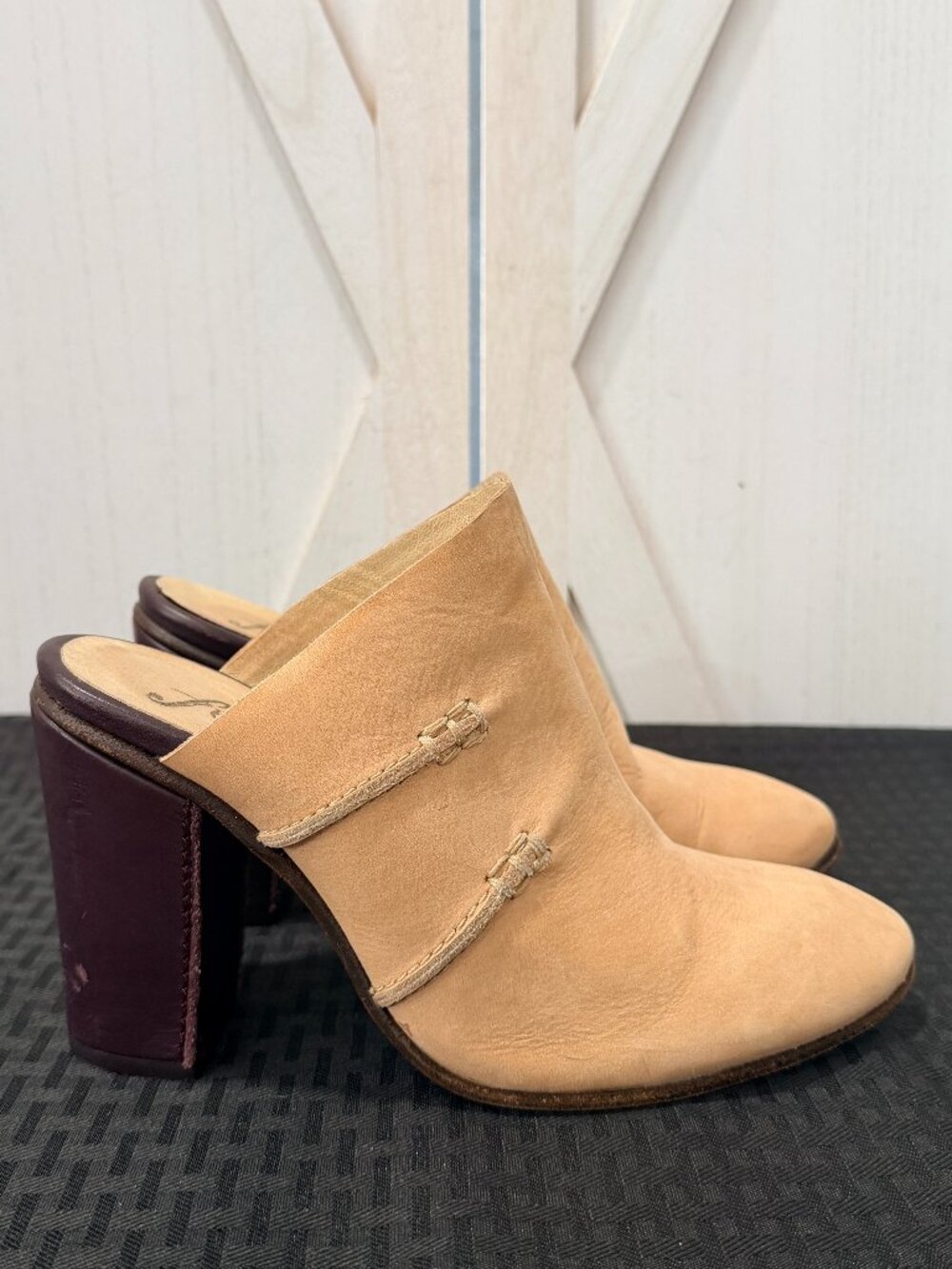 Free People Natural Stateside Suede Leather Block Heel Mules Size EU 36, US 6